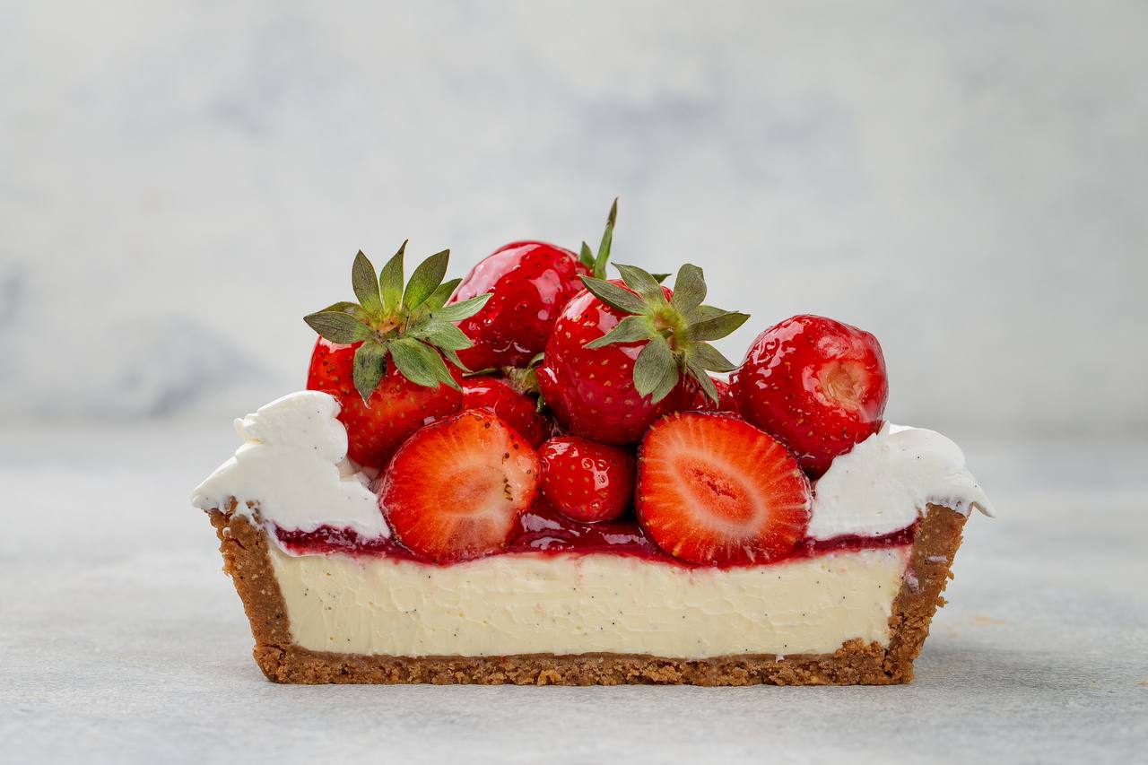 10 Delicious Ways to Decorate Your Cheesecakes