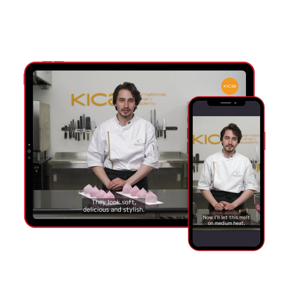 sponge with blackcurrant