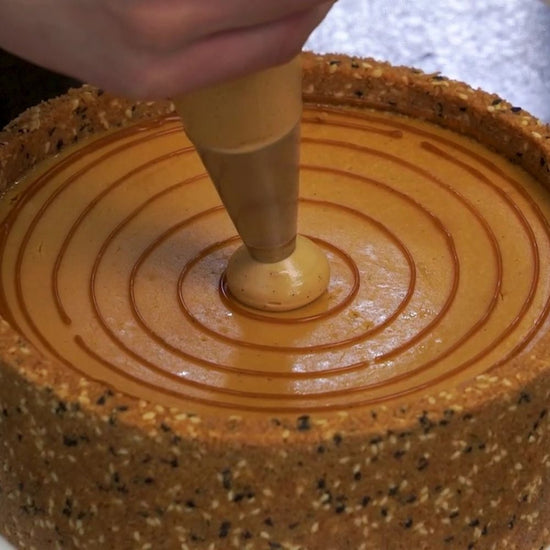 caramel sesame dessert