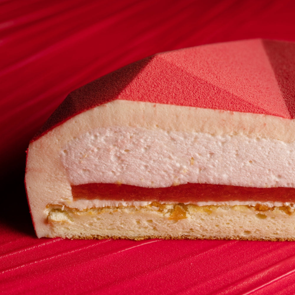 Grapefruit mousse cake