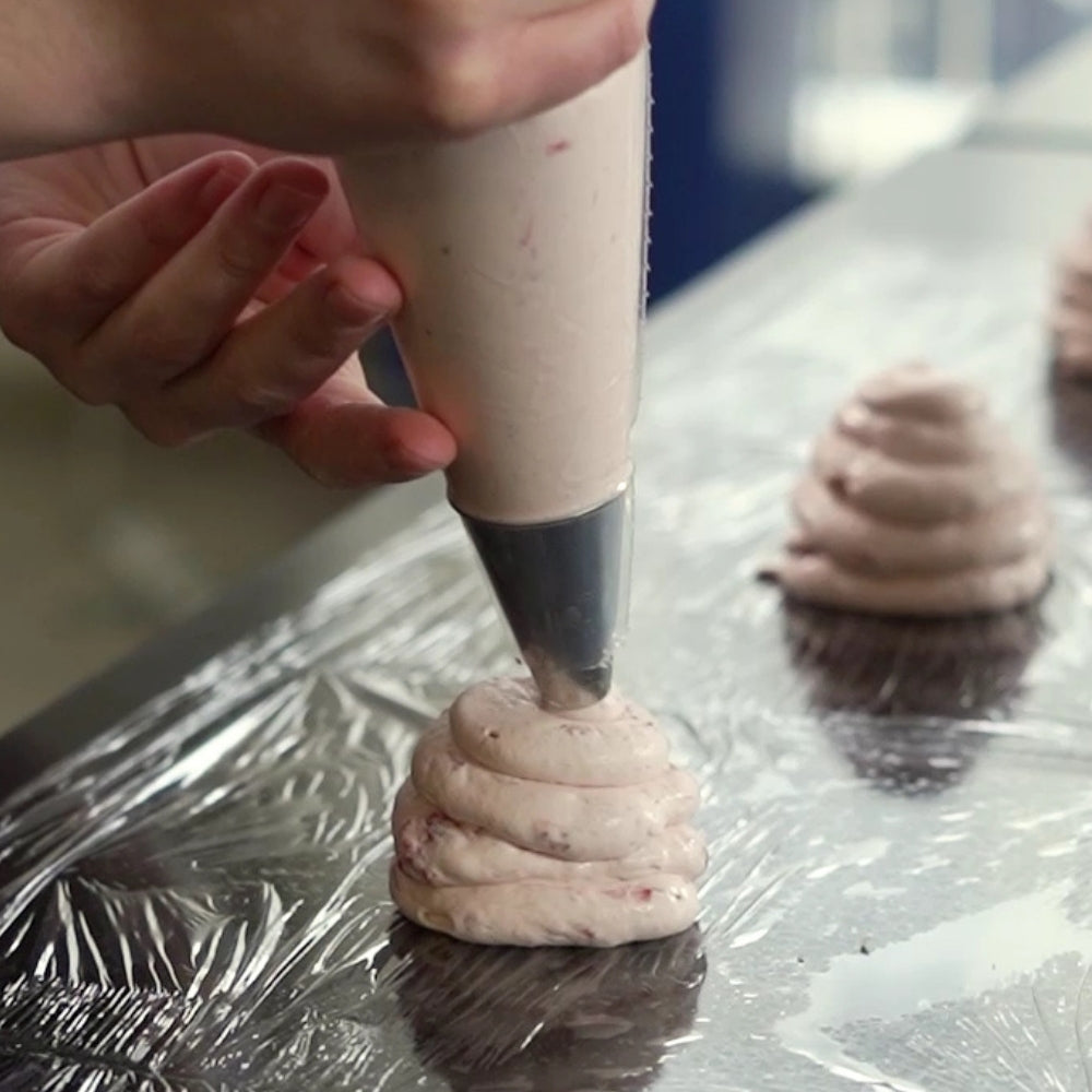 elegant sponge pastry